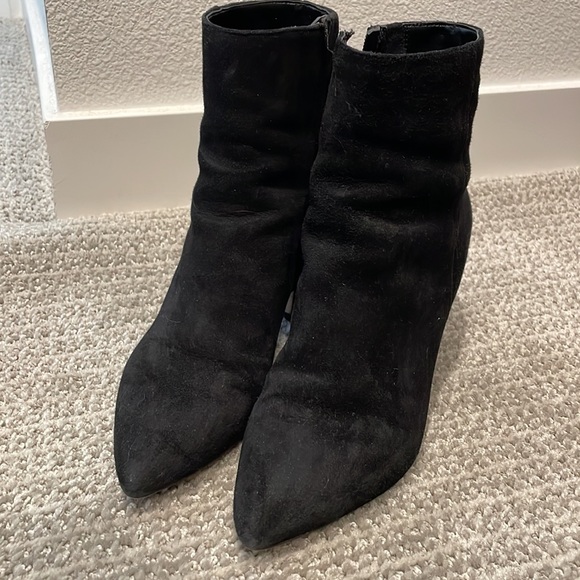 Sam Edelman Hilty Suede Bootie - Picture 2 of 5